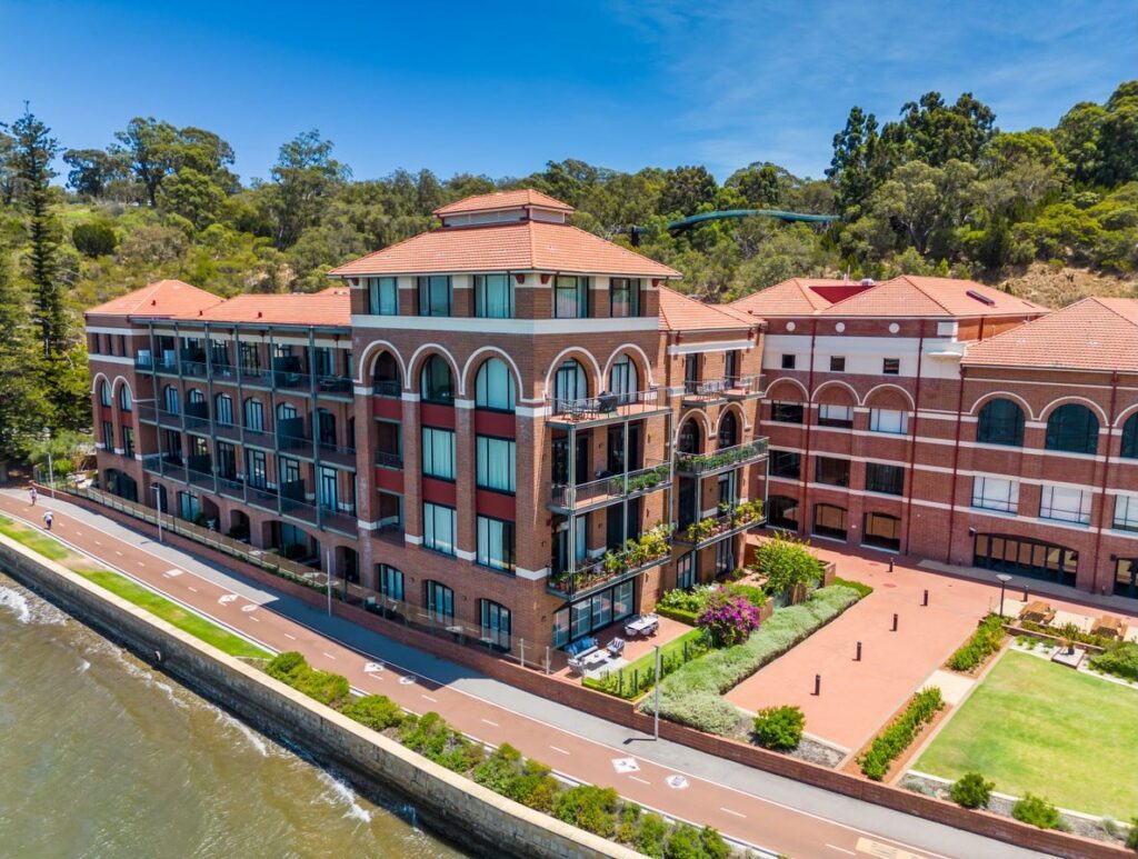 303/173 Mounts Bay Road, Perth WA